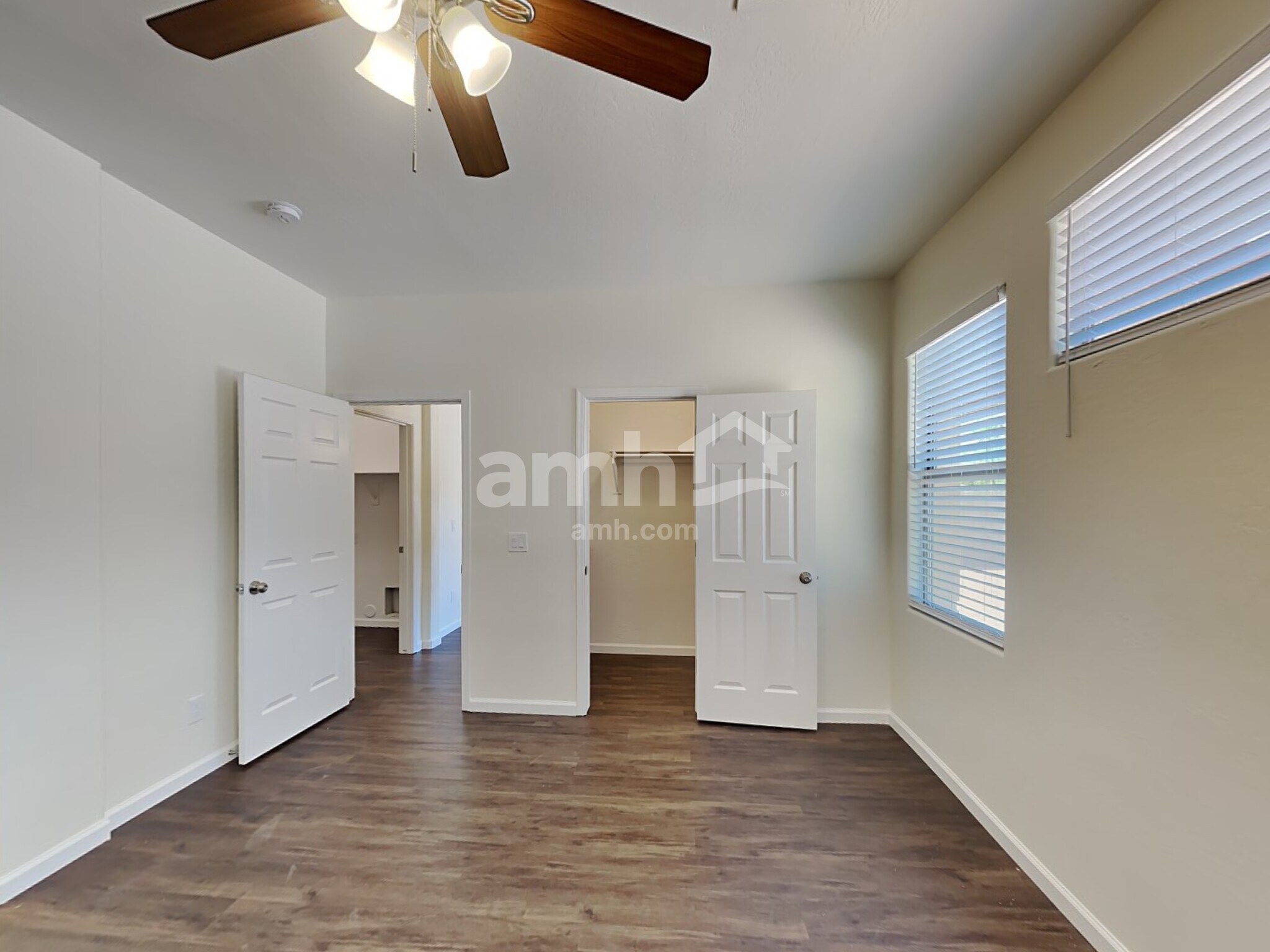 Building Photo - 14847 W Windrose Dr