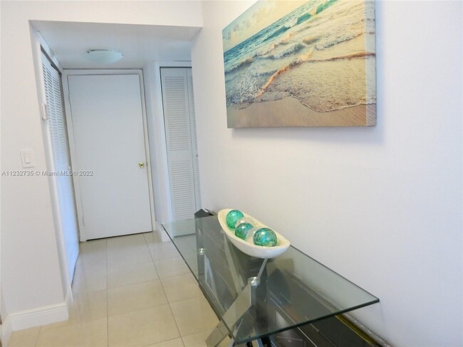 Building Photo - 1300 SW 122nd Ave