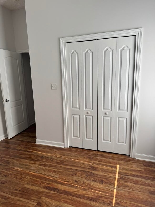 Building Photo - 243 Bay Grove Rd