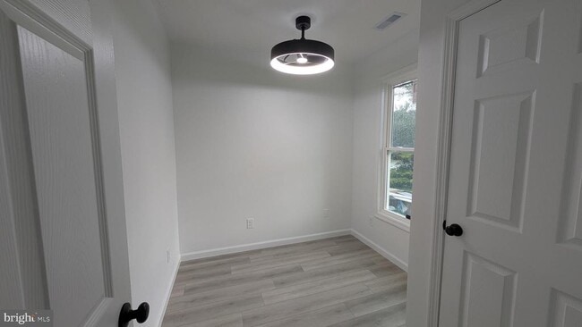 Building Photo - 150 Nightingale Ave