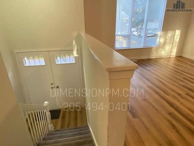 Building Photo - Covington Gem – Spacious 4BR/2BA Remodeled Home!