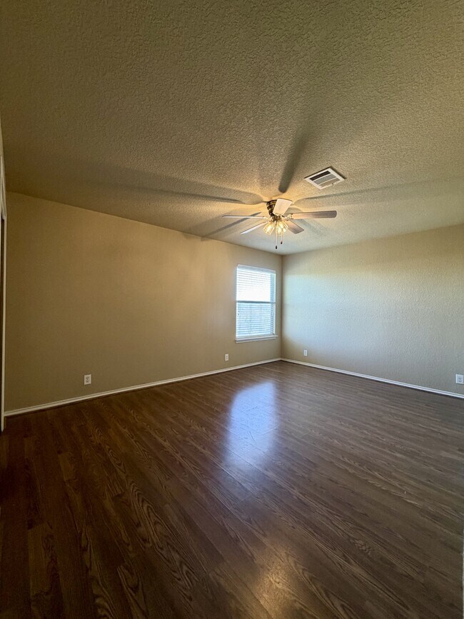 Building Photo - 7027 Fisherman Sky