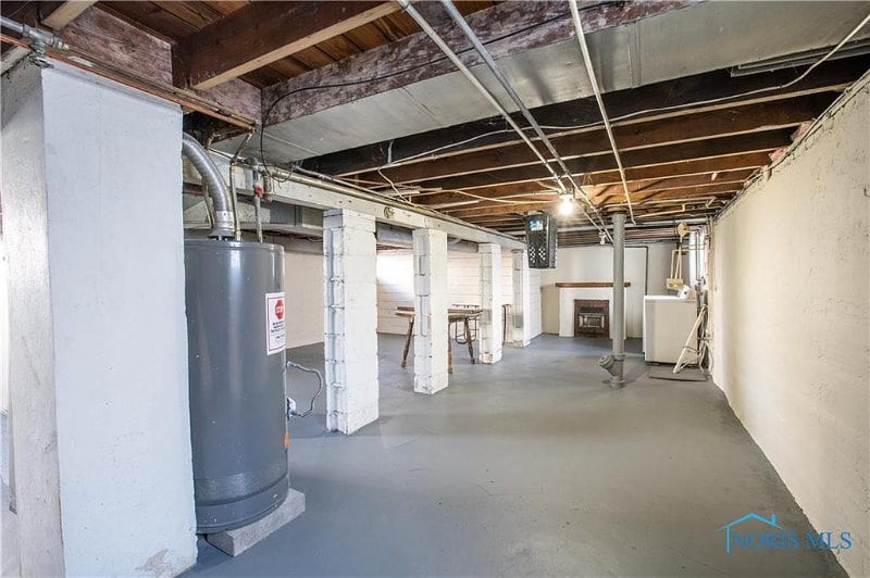 Building Photo - 1715 Perth St