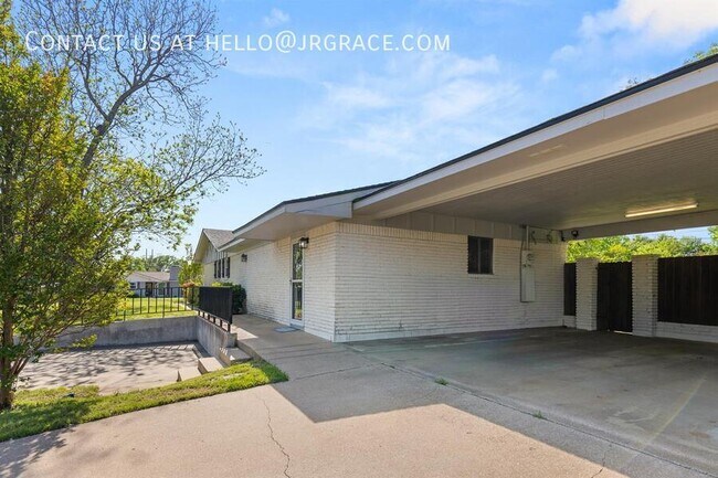 Building Photo - 1101 Rambler Dr