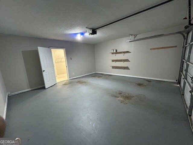 Building Photo - 632 N Fairfield Dr