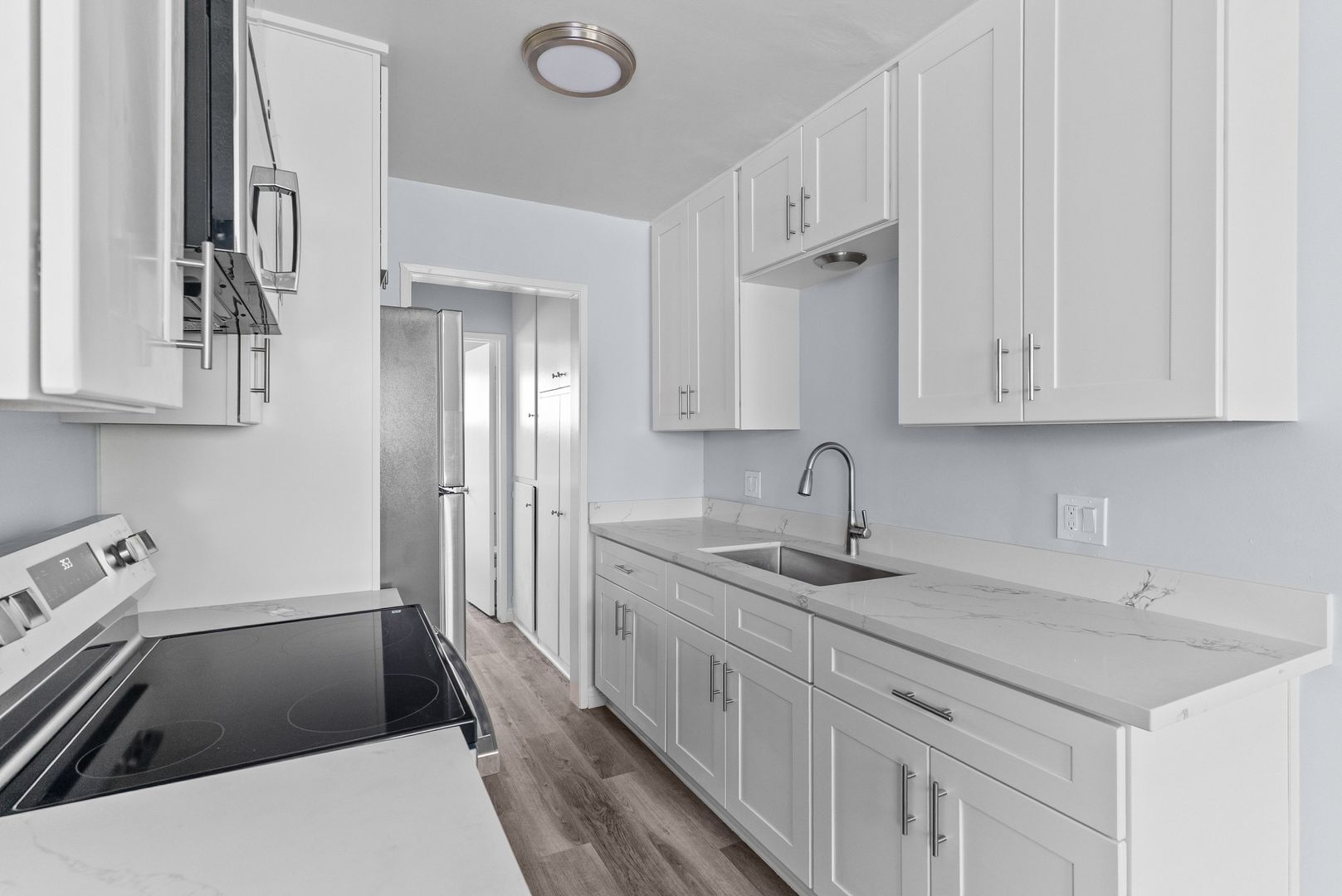 Building Photo - 425 Gaviota Ave