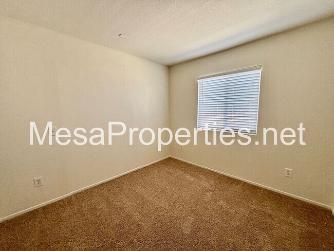 Building Photo - 13593 Hemingway Dr