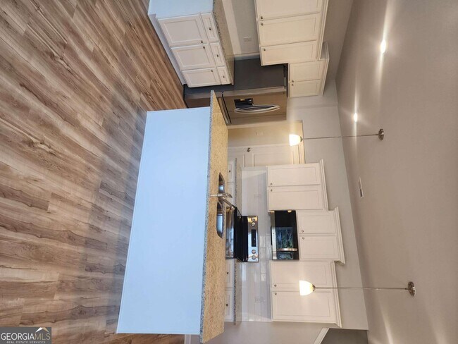 Building Photo - 832 Cygnet Ln