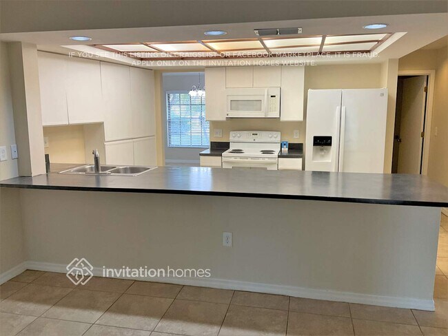 Building Photo - 1827 76th St W