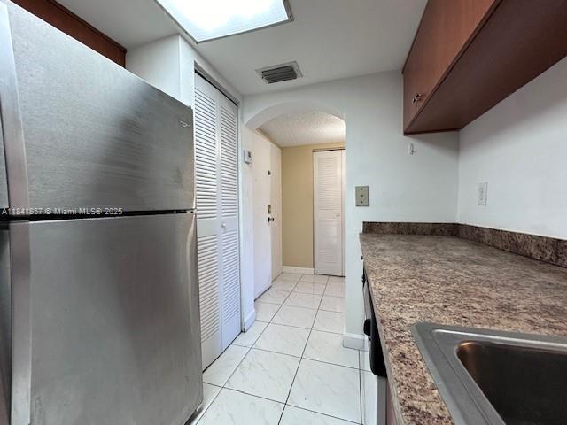 Building Photo - 2075 SW 122nd Ave