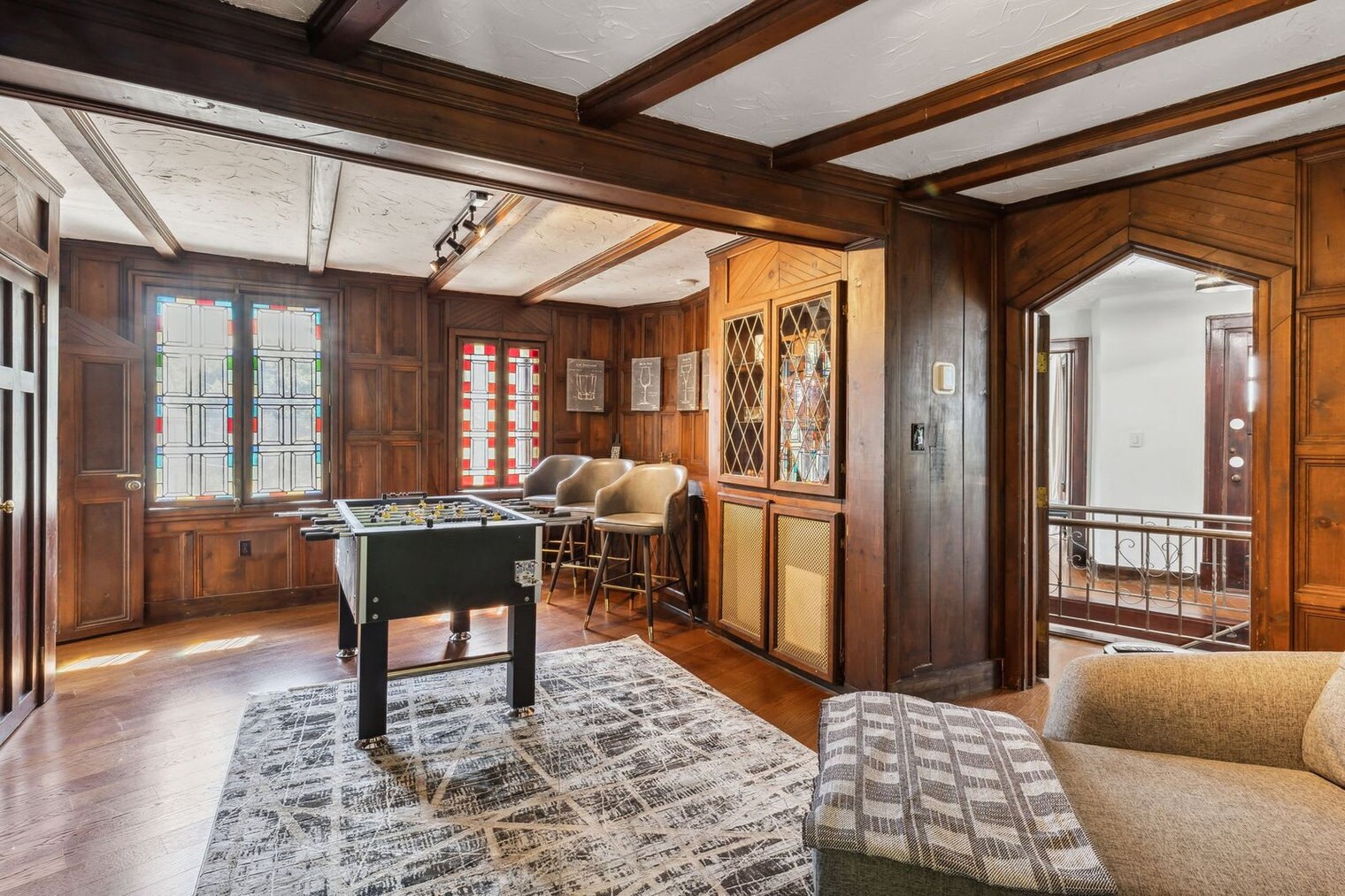 Building Photo - 3860 W 44th St