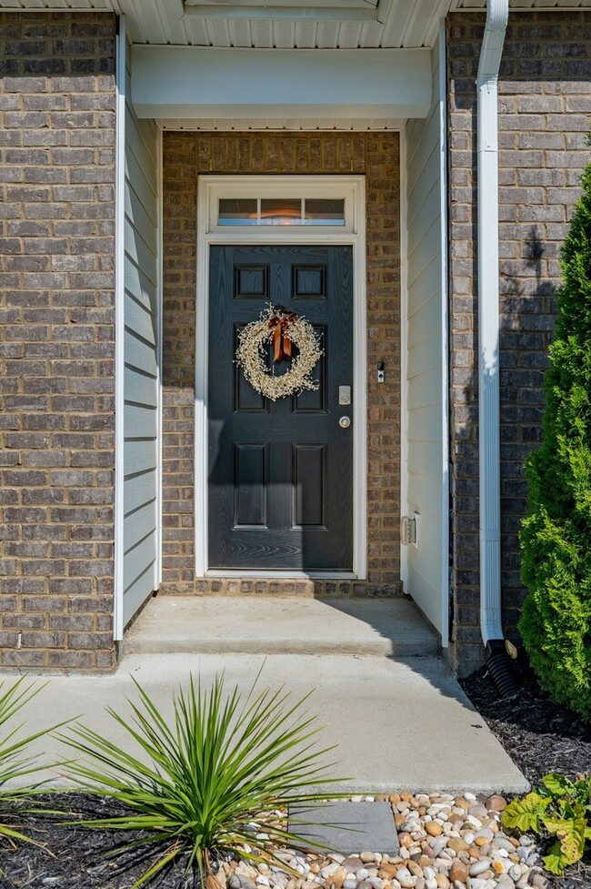 Building Photo - 700 Pintail Pointe