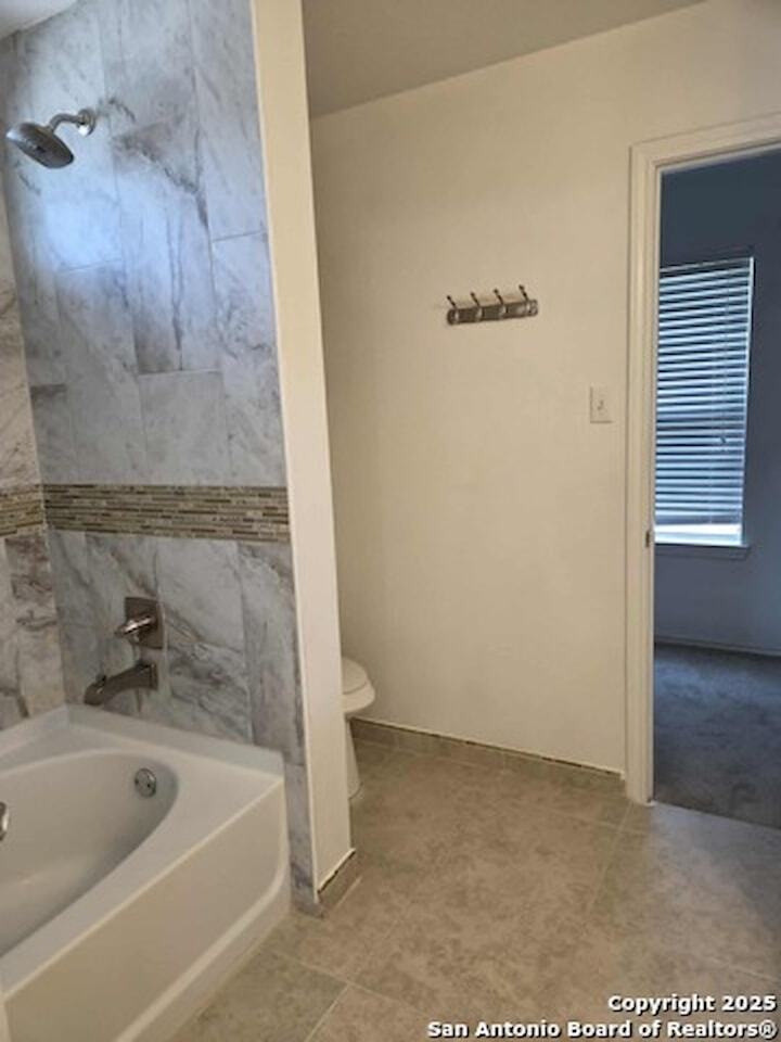 Building Photo - 228 Anvil Plz