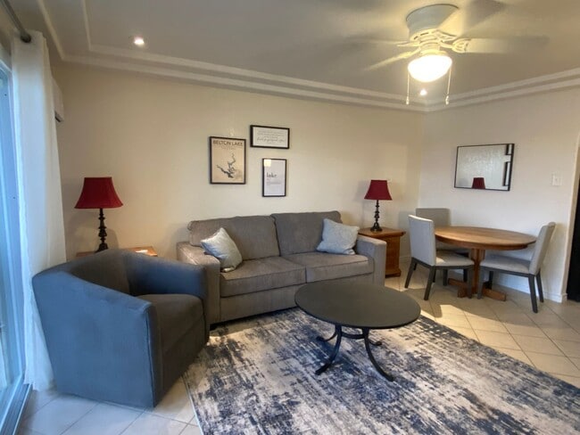 Building Photo - FURNISHED STUDIO CONDO WITH A MILLION DOLL...