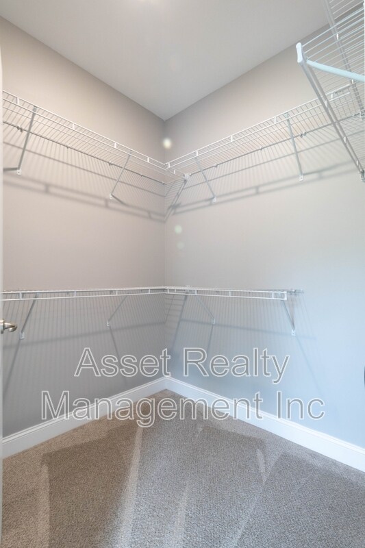 Building Photo - 4839 Lake Ln