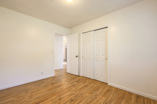 Building Photo - 2641 SE 168th Ave