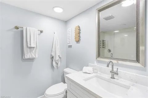 Building Photo - 15751 Windward Way Cir