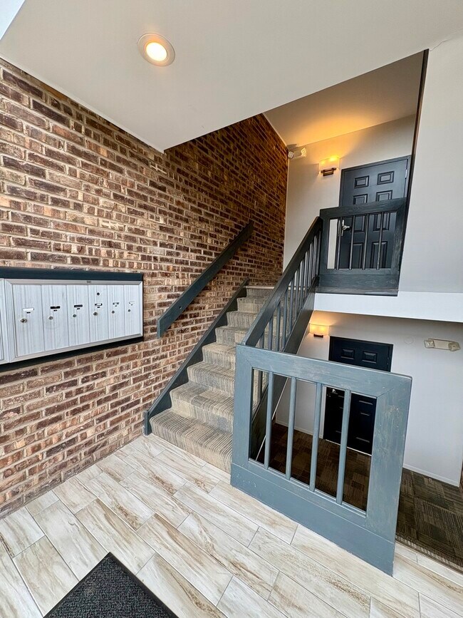 Building Photo - 1482 Stonebridge Cir