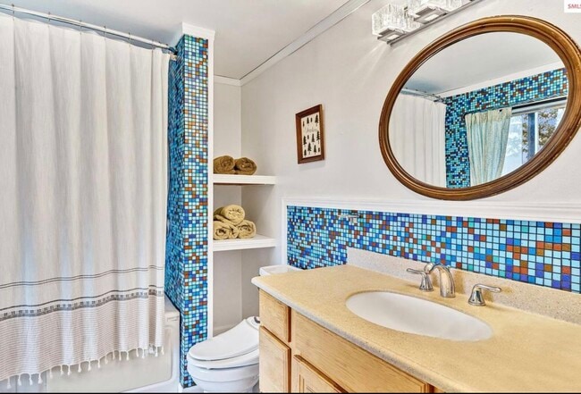 Building Photo - 275 Kelley Creek Rd