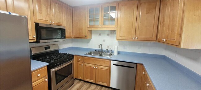 Building Photo - 2963 Avery Rd