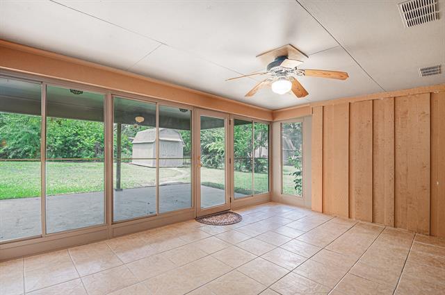 Building Photo - 5220 Wosley Dr