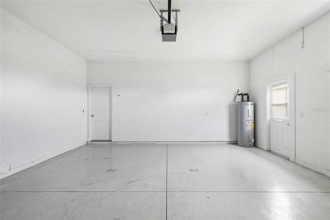 Building Photo - 4123 Windcrest Dr