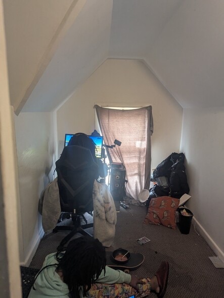 Building Photo - 2020 W Proctor St