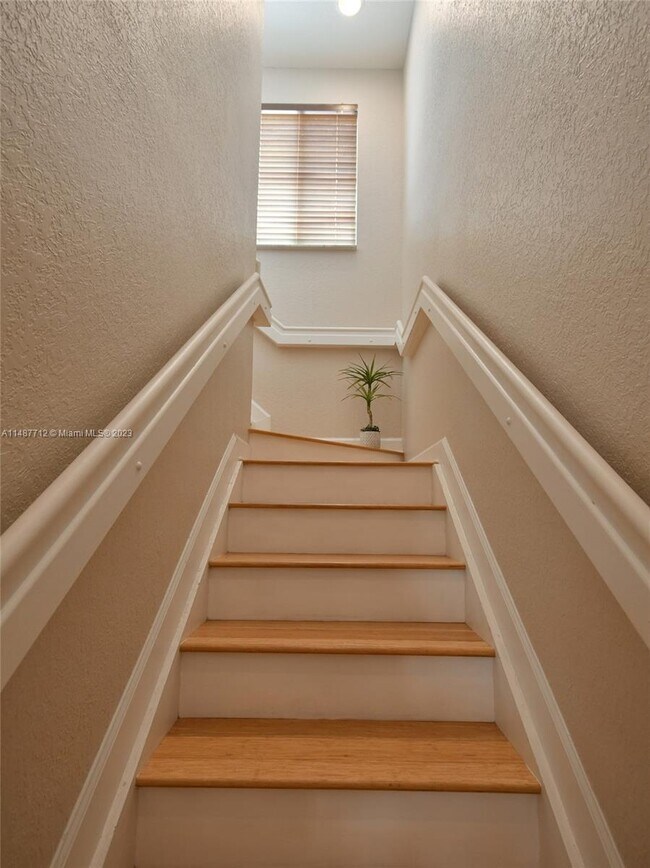 Building Photo - 7321 NW 174th Ter