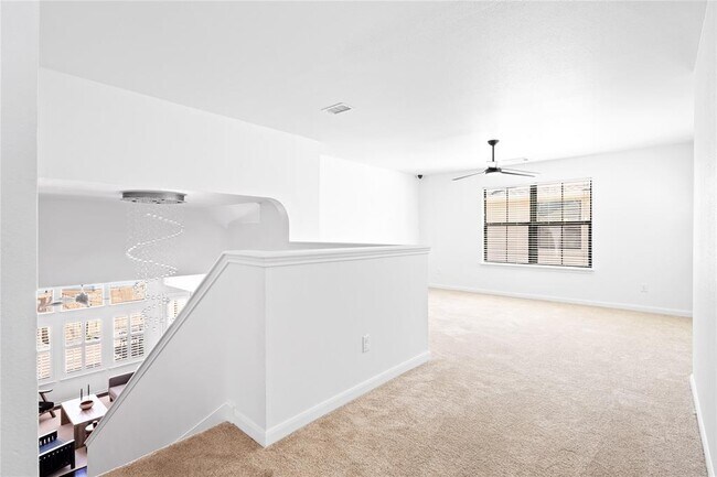 Building Photo - 6820 Barstow Ct