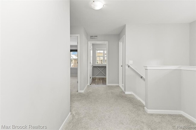 Building Photo - 4211 Kent Rd