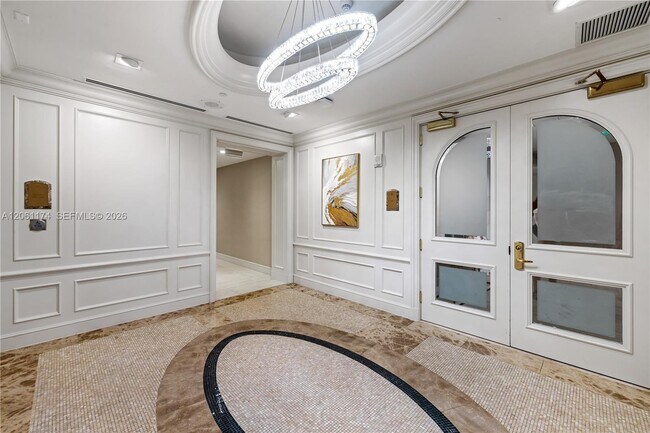 Building Photo - 16051 Collins Ave