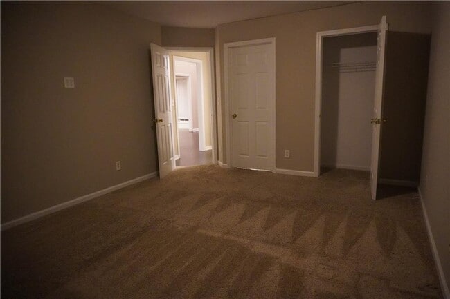 Building Photo - 840 Paper Creek Dr SE