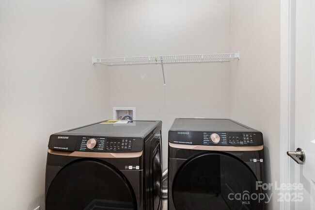Building Photo - 5710 Gulch Pl