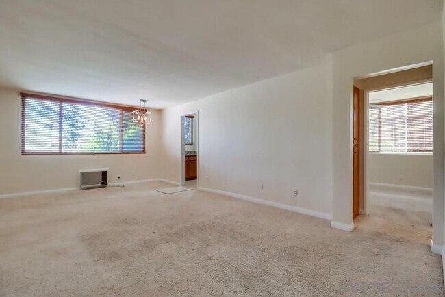 Building Photo - 4501 Collwood Blvd