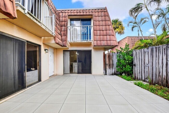 Building Photo - 590 Green Springs Pl