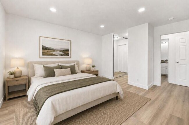 Building Photo - 2695 Somerset Park Cir