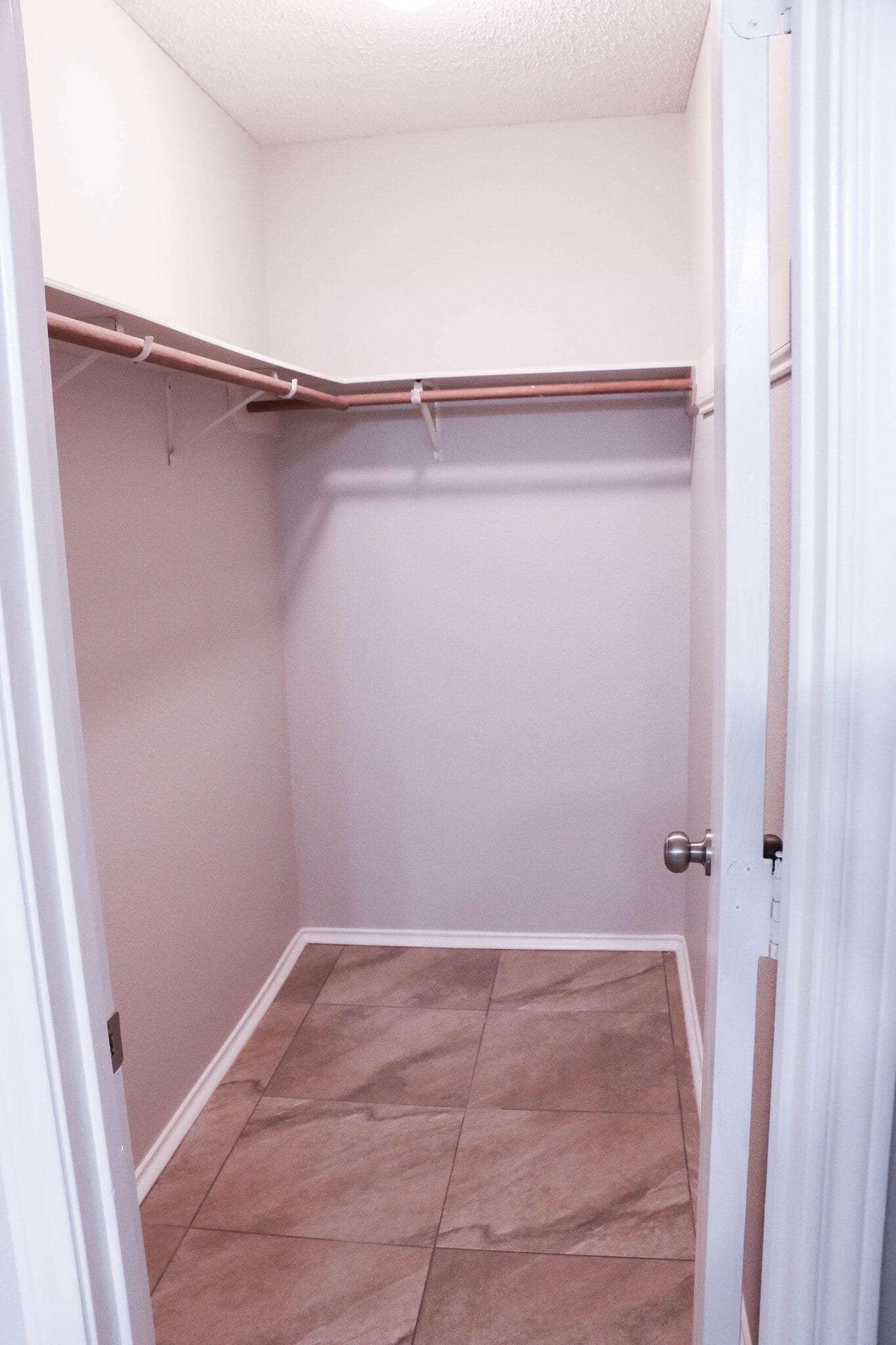 Primary Closet - 1013 Cupertino St