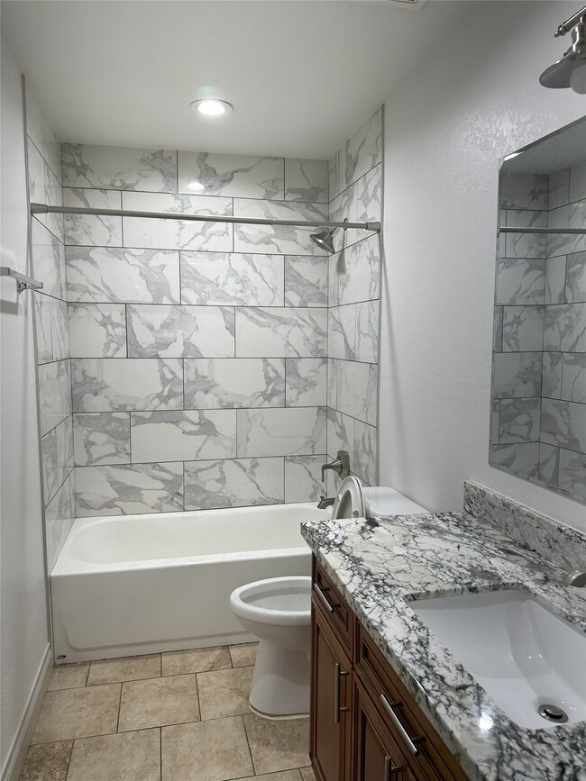 Building Photo - 6646 Limestone St