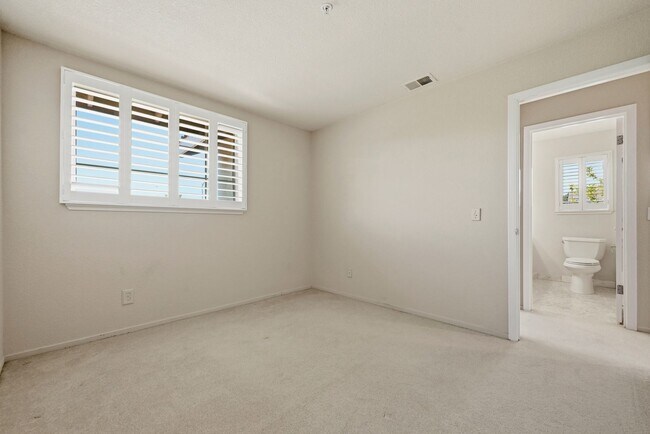 Building Photo - 4125 Fireside Ct