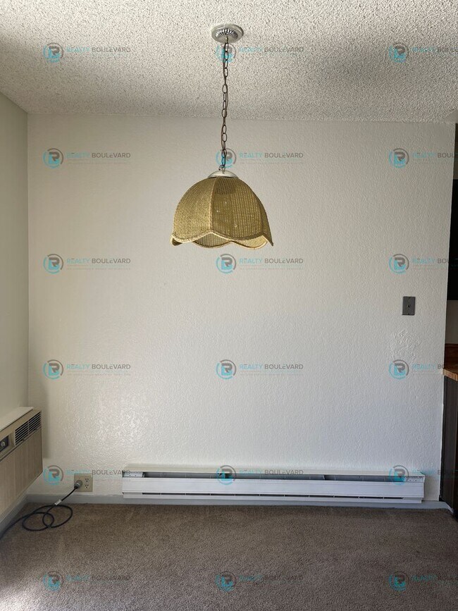 Building Photo - 3929 Clear Acre Ln