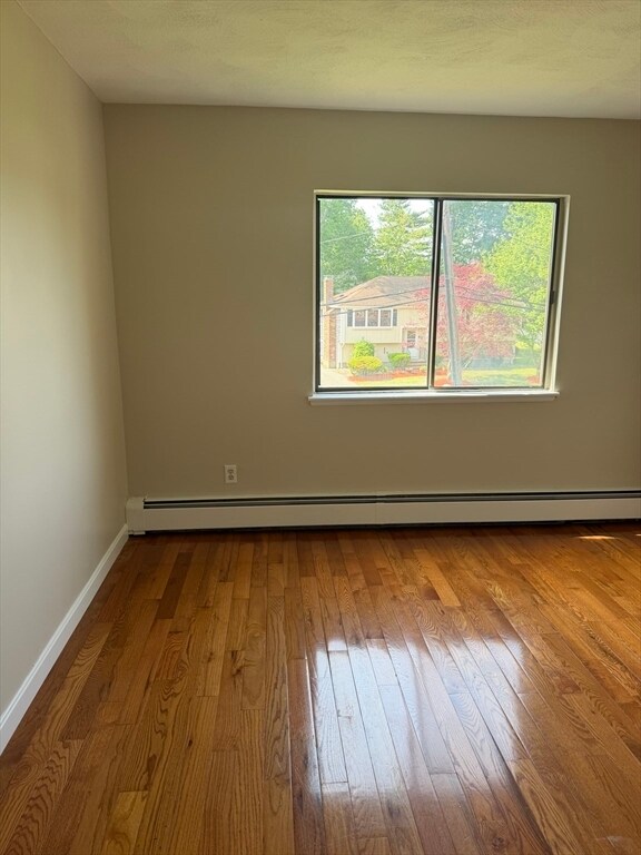 Building Photo - 59 Highland Glen Dr