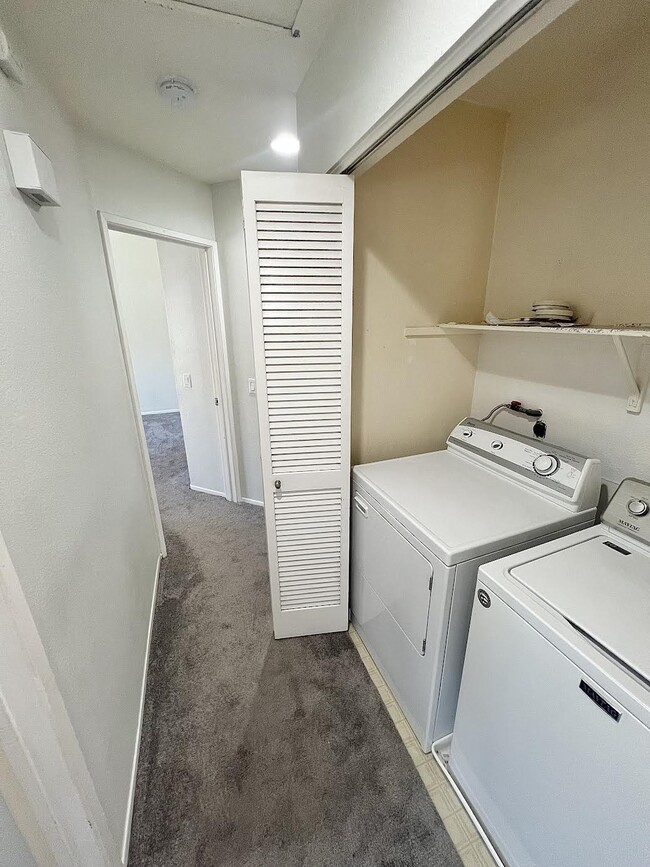 Building Photo - 25071 Camino Del Mar