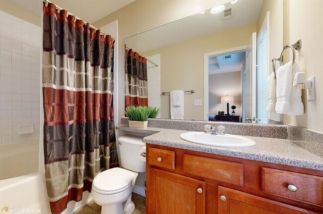 Building Photo - Coming Soon! Exceptional 2BR/2.5BA End Unit Townhome in College Park!