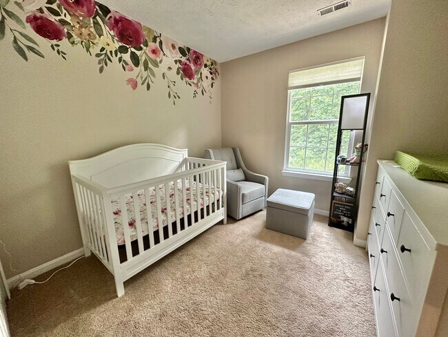Building Photo - STAFFORD TOWNHOUSES - CLOSE TO QUANTICO