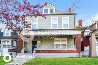 Building Photo - 3912 River Park Dr