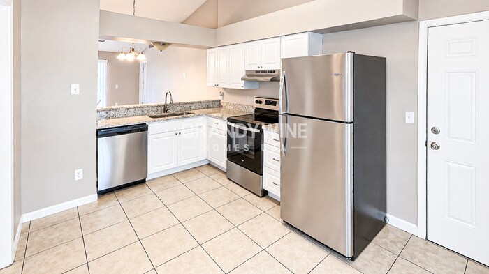 Building Photo - 2739 Annhurst Ave
