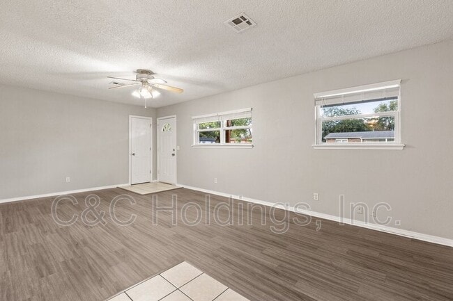 Building Photo - 2427 S 126th E Ave