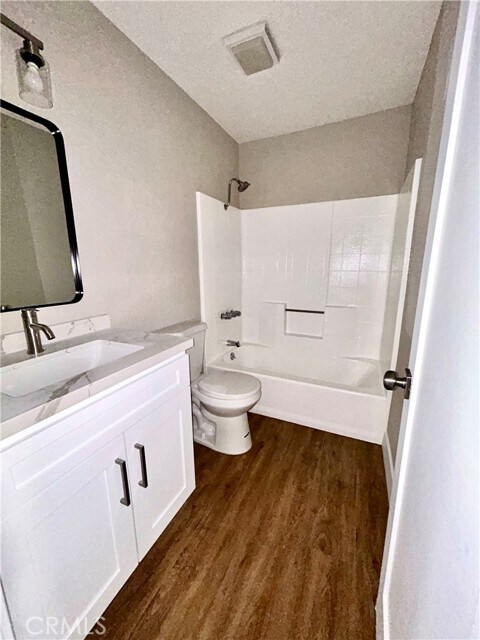 Building Photo - 6698 Mesquite Dr