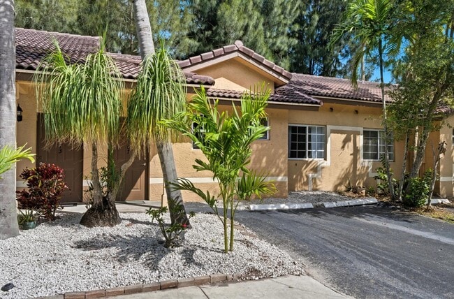 Primary Photo - 6107 Garden Ct