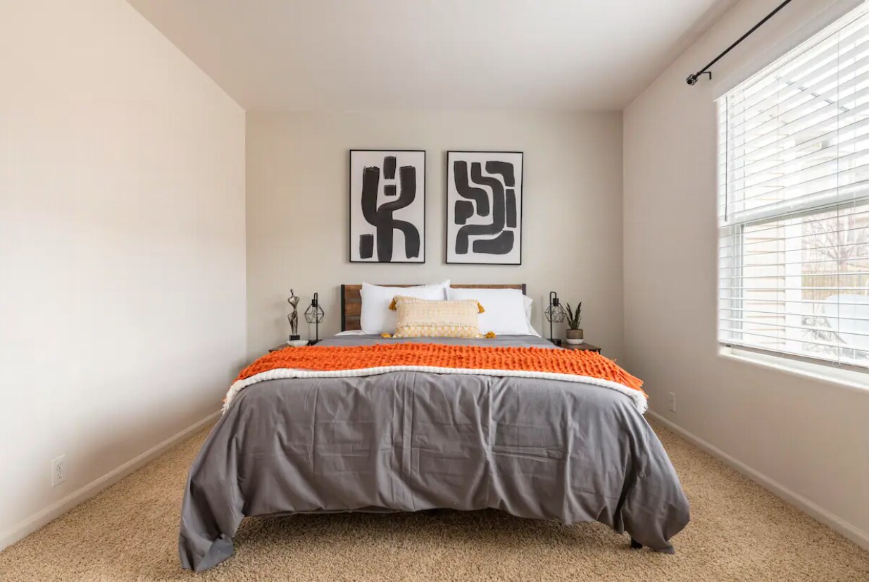 Building Photo - 2073 Squawbush Ridge Grv